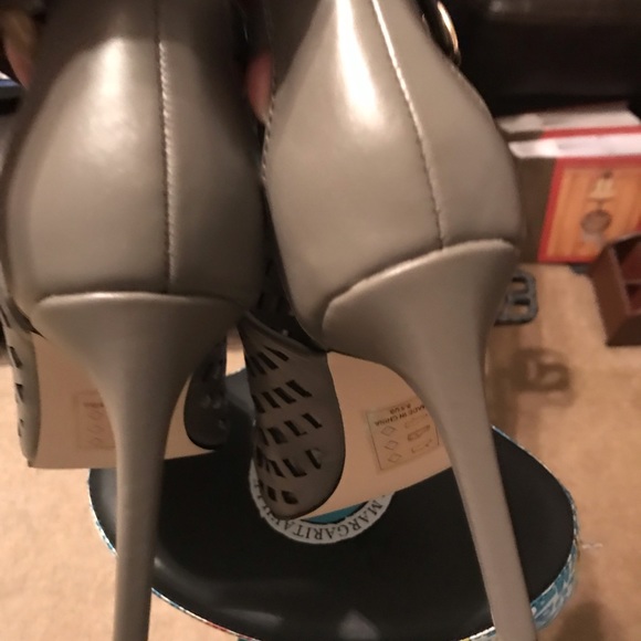 Izabella Rue - Picture 5 of 7